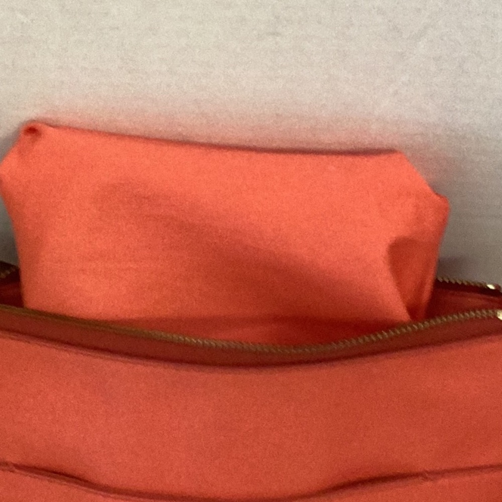 Coral Crossbody Leather Shoulder Bag - Women - Picture 7 of 13